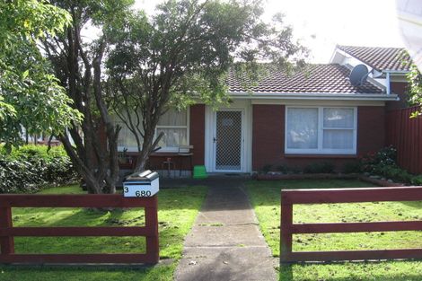 Photo of property in 1/680 Pakuranga Road, Howick, Auckland, 2010