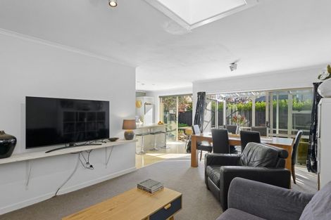 Photo of property in 23b Tomes Road, St Albans, Christchurch, 8052