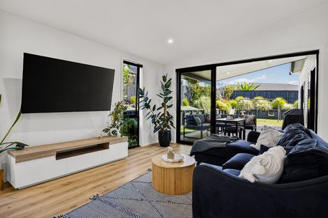 Photo of property in 7 Kia Kaha Drive, Snells Beach, 0920