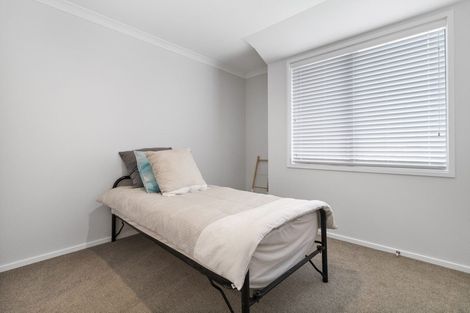 Photo of property in 74 Bert Wall Drive, Omokoroa, 3114