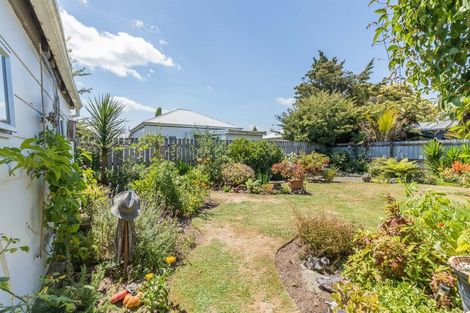 Photo of property in 645 Queen Street East, Levin, 5510