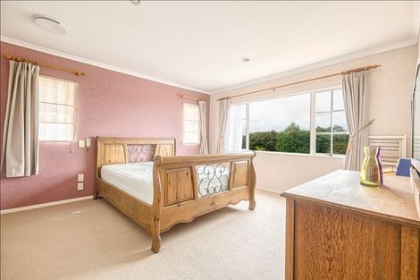 Photo of property in 14 Cyril French Drive, Flat Bush, Auckland, 2016