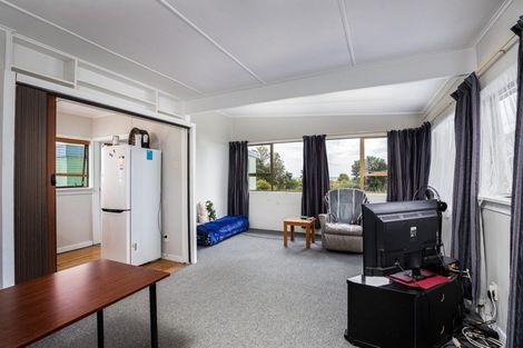 Photo of property in 26 Battiscombe Terrace, Waitara, 4320