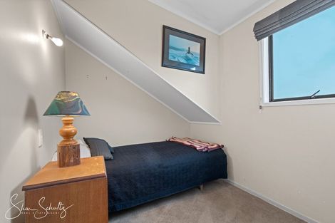 Photo of property in 31 Franklin Road, Paparoa, 0571