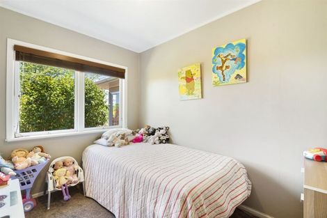 Photo of property in 2 Phillip Parade, Forrest Hill, Auckland, 0620