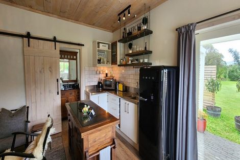 Photo of property in 450 Paremata Road, Pauatahanui, Porirua, 5381