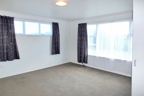 Photo of property in 23 Pratt Avenue, Foxton Beach, Foxton, 4815