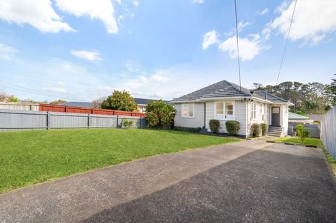Photo of property in 65 Farquhar Road, Glendene, Auckland, 0602