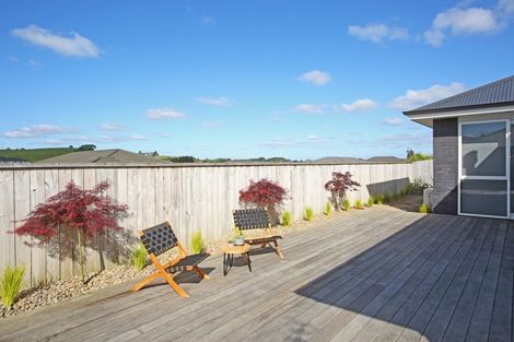 Photo of property in 32 Helenslee Road, Pokeno, 2402