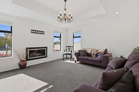 Photo of property in 14 Saint Thomas Avenue, Pyes Pa, Tauranga, 3112