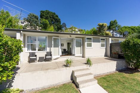 Photo of property in 1/39 St Peters Street, Northcote, Auckland, 0627