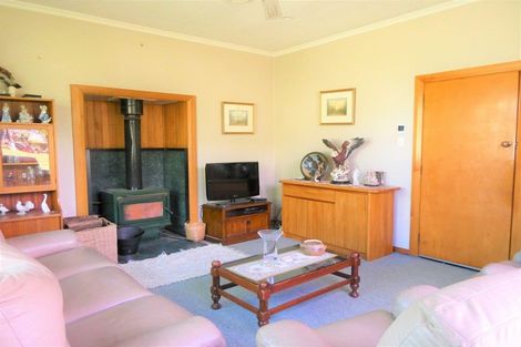 Photo of property in 82 Tasman Street, Karoro, Greymouth, 7805