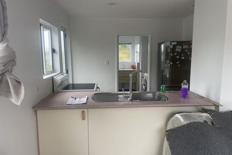 Photo of property in 3 Stott Avenue, Birkdale, Auckland, 0626