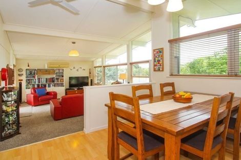 Photo of property in 1096 Kaipara Coast Highway, Kaukapakapa, 0873