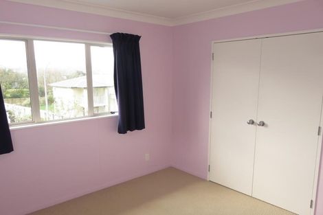 Photo of property in 10 Chippenham Grove, Churton Park, Wellington, 6037