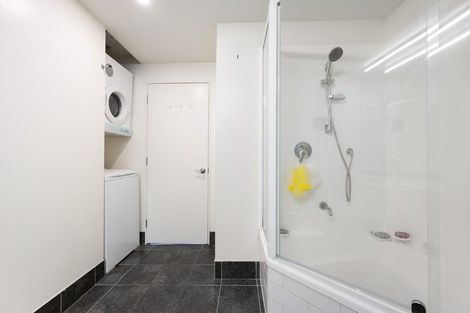 Photo of property in 5a/123 Molesworth Street, Thorndon, Wellington, 6011