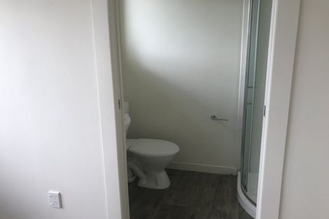 Photo of property in 936 East Coast Road, Northcross, Auckland, 0630