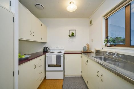 Photo of property in 13b Colombo Street, Hokowhitu, Palmerston North, 4410