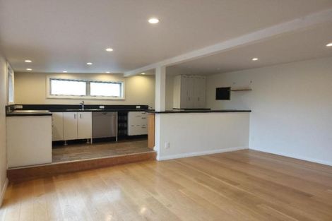 Photo of property in 161 Molesworth Street, New Plymouth, 4312