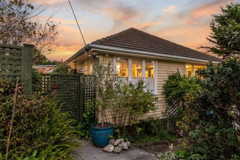 Photo of property in 2 Moult Street, Titahi Bay, Porirua, 5022