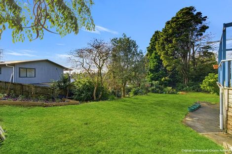 Photo of property in 2b Collingwood Road, Waiuku, 2123