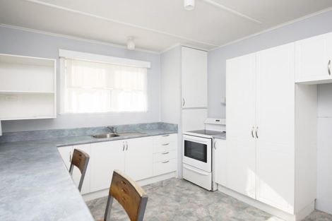 Photo of property in 490 Point Chevalier Road, Point Chevalier, Auckland, 1022