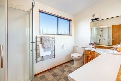 Photo of property in 6 Huntington Lane, West End, Palmerston North, 4410