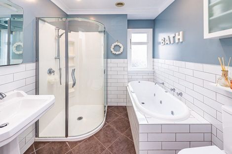 Photo of property in 17 Kent Road, Saint Johns Hill, Whanganui, 4501