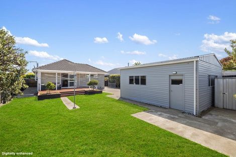 Photo of property in 112 Effingham Street, North New Brighton, Christchurch, 8083