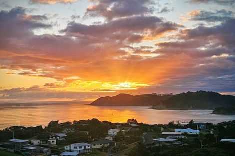 Photo of property in 4 Aquarius Lane, Langs Beach, 0582