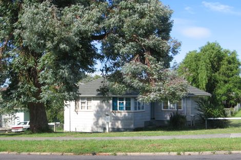 Photo of property in 63 Farringdon Street, Glen Innes, Auckland, 1072