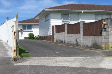 Photo of property in 2/26 Navigator Place, Papatoetoe, Auckland, 2025
