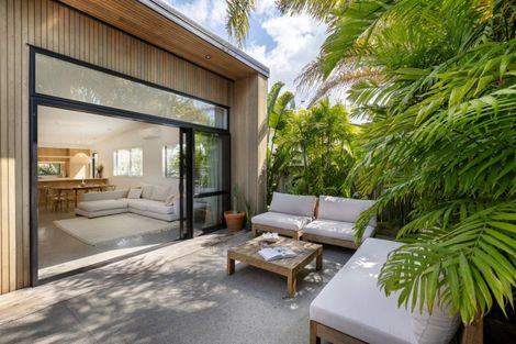 Photo of property in 10a Ngarimu Place, Mount Maunganui, 3116