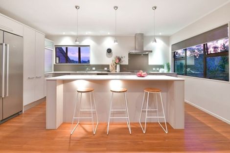 Photo of property in 15a Marigold Place, Mairangi Bay, Auckland, 0630