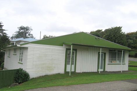 Photo of property in 27a Mexted Terrace, Tawa, Wellington, 5028