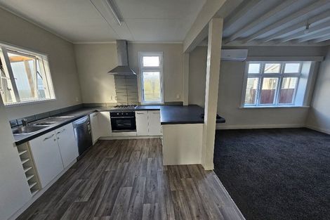 Photo of property in 143 Rongotai Road, Kilbirnie, Wellington, 6022