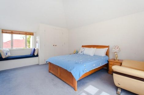 Photo of property in 34 King Richard Place, Browns Bay, Auckland, 0630