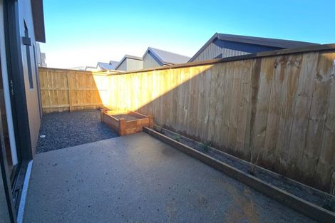Photo of property in 14 Shoveler Road, Jacks Point, 9371