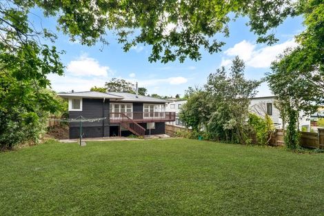 Photo of property in 13 Bond Crescent, Forrest Hill, Auckland, 0620