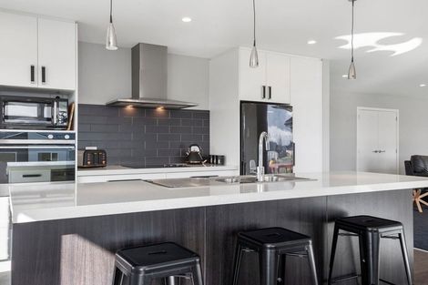 Photo of property in 6 Maunganamu Drive, Wharewaka, Taupo, 3330