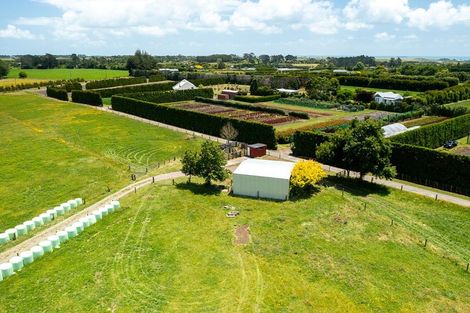 Photo of property in 202 Kairau Road East, Brixton, Waitara, 4373