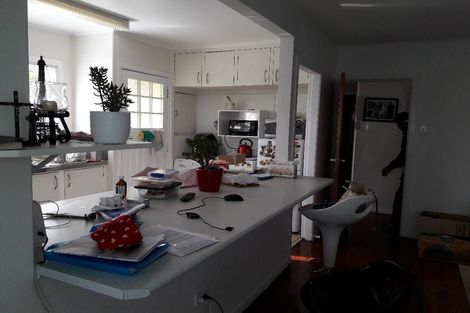 Photo of property in 39 Titoki Street, Te Atatu Peninsula, Auckland, 0610