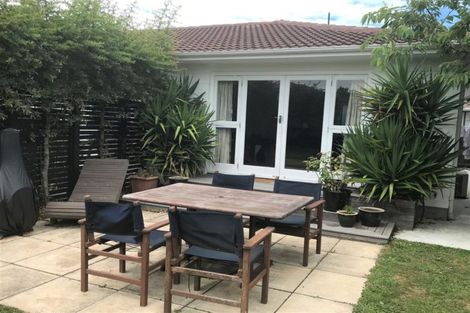 Photo of property in 2/40a Brookside Terrace, Bryndwr, Christchurch, 8053