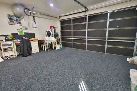 Photo of property in 16 Francesco Drive, Karaka, Papakura, 2113