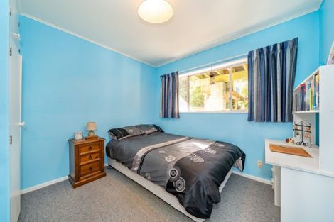 Photo of property in 61 Blue Mountains Road, Pinehaven, Upper Hutt, 5019