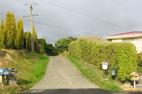 Photo of property in 40 Bayne Terrace, Macandrew Bay, Dunedin, 9014