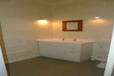 Photo of property in 123a Glenmore Street, Kelburn, Wellington, 6012