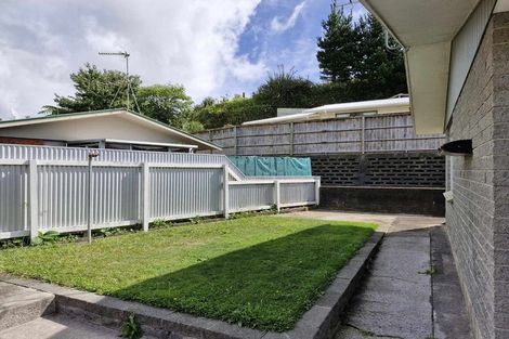 Photo of property in 11 Shaldon Crescent, Blagdon, New Plymouth, 4310