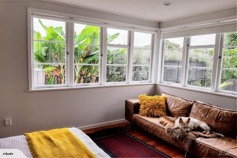 Photo of property in 2 Jutland Road, Pukekohe, 2120