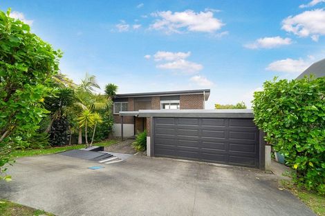 Photo of property in 229 Golf Road, Titirangi, Auckland, 0604